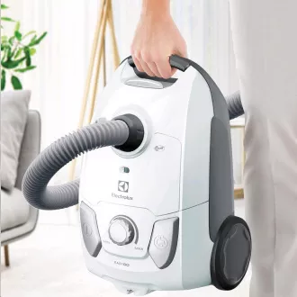 ELECTROLUX EEG41IW vreckový vysávač ELECTROLUX EEG41IW vreckový vysávač