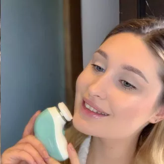 TOUCHBeauty 1387A Čistiaca kefa na pleť 3v1 zelená TOUCHBeauty 1387A Čistiaca kefa na pleť 3v1 zelená
