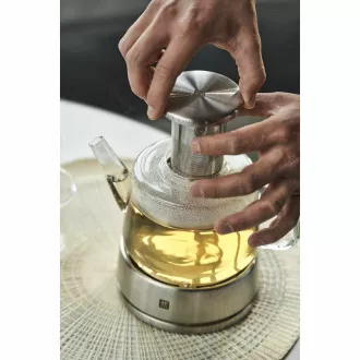 ZWILLING čajová kanvica, nerezové sitko, nerezový stojan na čajovú sviečku, 800 ml - Sorrento ZWILLING čajová kanvica, nerezové sitko, nerezový stojan na čajovú sviečku, 800 ml - Sorrento