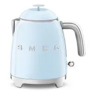 Smeg KLF05PBEU mini rýchlovarná kanvica, 0, 8 l / 3 šálky, 1400 W, štýl 50. rokov, pastelovo modrá
