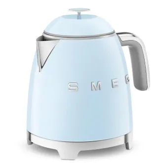 Smeg KLF05PBEU mini rýchlovarná kanvica, 0, 8 l / 3 šálky, 1400 W, štýl 50. rokov, pastelovo modrá Smeg KLF05PBEU mini rýchlovarná kanvica, 0, 8 l / 3 šálky, 1400 W, štýl 50. rokov, pastelovo modrá