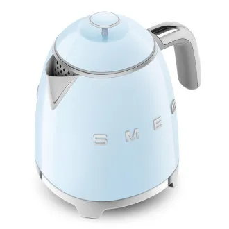 Smeg KLF05PBEU mini rýchlovarná kanvica, 0, 8 l / 3 šálky, 1400 W, štýl 50. rokov, pastelovo modrá Smeg KLF05PBEU mini rýchlovarná kanvica, 0, 8 l / 3 šálky, 1400 W, štýl 50. rokov, pastelovo modrá