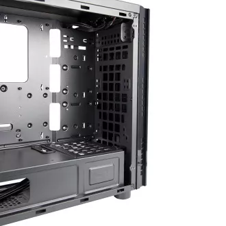 CHIEFTEC skriňa HAWK, ATX, 2xUSB 3.0, 1x USB 2.0, Presklená bočnica, čierna