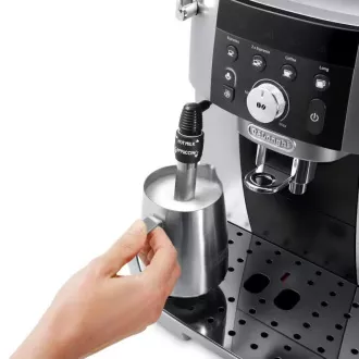 DeLonghi Magnifica S Smart ECAM 250.23.SB automatický kávovar, 1450 W, 15 bar, vstavaný mlynček, strieborná DeLonghi Magnifica S Smart ECAM 250.23.SB automatický kávovar, 1450 W, 15 bar, vstavaný mlynček, strieborná