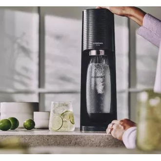 SodaStream Terra Black výrobník sódy, mechanický, 2x 1l fľaša SodaStream Fuse, bombička s CO2, čierny SodaStream Terra Black výrobník sódy, mechanický, 2x 1l fľaša SodaStream Fuse, bombička s CO2, čierny