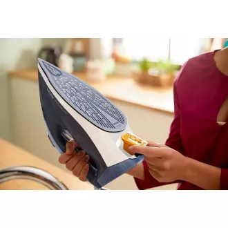 Philips 7000 Series DST7030/20 naparovacia žehlička, 2800 W, Calc-Clean, Drip-stop, tmavo modrá