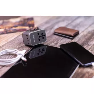 VERBATIM Universal Travel Adaptér UTA-03 Cestovný adaptér