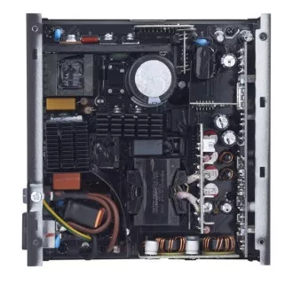 ADATA XPG zdroj CORE REACTOR II VO 750W, 80+ GOLD, Plne Modularný, ATX 3.1