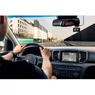 LAMAX T10 4K GPS (s hlásením radarov)