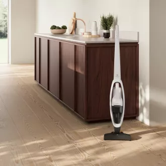 ES31CB18SH TYČOVÝ VYSÁVAČ ELECTROLUX