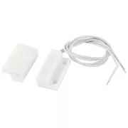 iGET P8 SECURITY Drôtový magnetický senzor pre dvere/okná, detekcia pri otvorení (oddialenie magnetu)