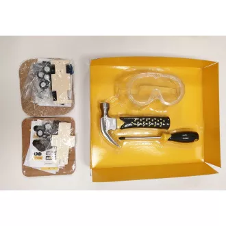 Stanley Jr. U004-K02-T03-SY Sada autíčko, bager a 3 kusov náradia