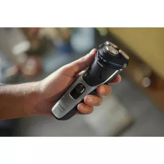 S3143/00 ELEKTR. HOLIACI STROJČEK PHILIPS
