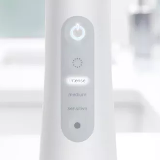 AQUACARE 6 PRE EXPERT ÚST. SPRCHA ORAL-B - Použité