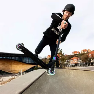 Freestyle kolobežka Story Bandit DOS Black Rainbow
