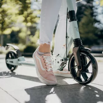 Skladacia kolobežka MOVINO X-Way s ručnou aj nášľapnou brzdou, light mint