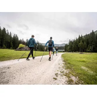 Trekingové palice Nordic Walking s ergonomickou, korkovou rukoväťou, 135 cm, 2 ks, Čierna