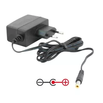 AVACOM Napájací adaptér univerzálny 12V 1A 12W konektor 5,5 mm x 2,1 mm plus pól uprostred AVACOM Napájací adaptér univerzálny 12V 1A 12W konektor 5,5 mm x 2,1 mm plus pól uprostred