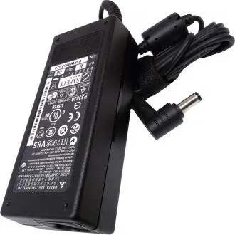 Napájací adaptér MSI 65W 19V (vr. sieť. šnúry) Napájací adaptér MSI 65W 19V (vr. sieť. šnúry)