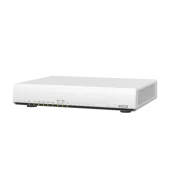 QNAP Wi-Fi 6 SD-WAN router QHora-301W (4x GbE / 2x 10GbE / 2x USB 3.2 / 8 interných antén)