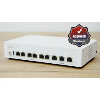 QNAP SD-WAN router QHora-322 (4jadrový procesor, 4GB DDR4 RAM, 6x 2,5GbE, 3x 10GbE, 1x USB 3.2 Gen1)