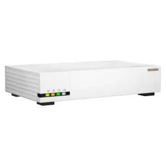 QNAP SD-WAN router QHora-322 (4jadrový procesor, 4GB DDR4 RAM, 6x 2,5GbE, 3x 10GbE, 1x USB 3.2 Gen1)
