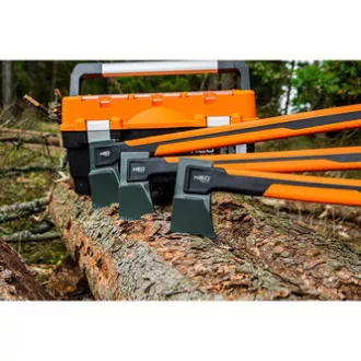 NEO TOOLS sekera 27-031, celková hmotnosť 950g, hmotnosť hlavy 700g, dĺžka sekery 44.5cm