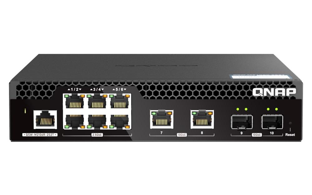 Fotografia produktu: QNAP riadený switch QSW-M2106R-2S2T (6x 2,5GbE RJ45, 2x 10GbE RJ45, 2x 10GbE SFP+, malá šírka)