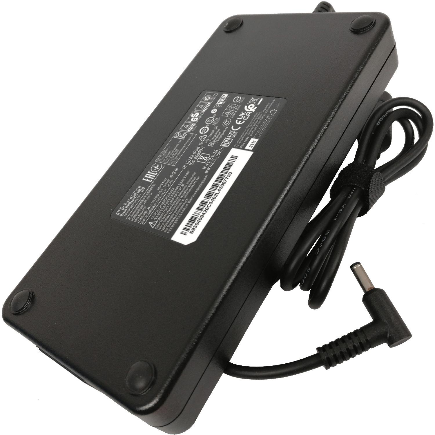 Fotografia produktu: Napájací adaptér MSI 240W 20V (vr. sieť. šnúry)
